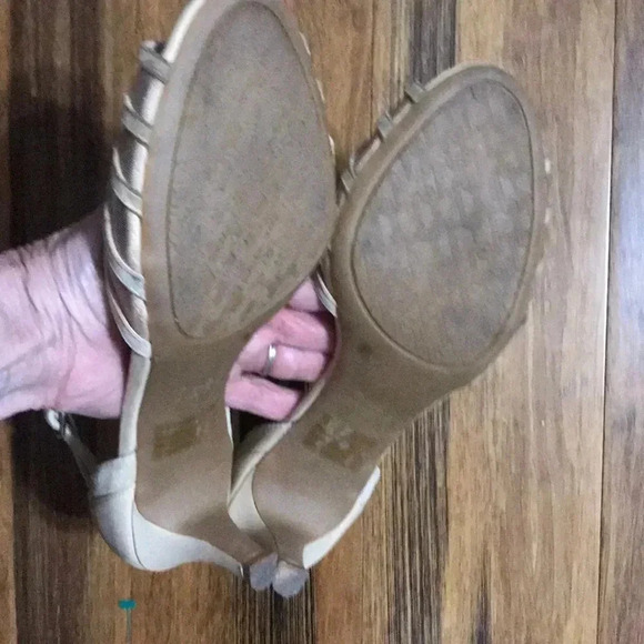 Alex Marie Heels - Picture 3 of 7